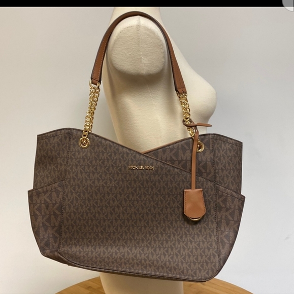 Designer MICHAEL KORS Handbag - Picture 1 of 5